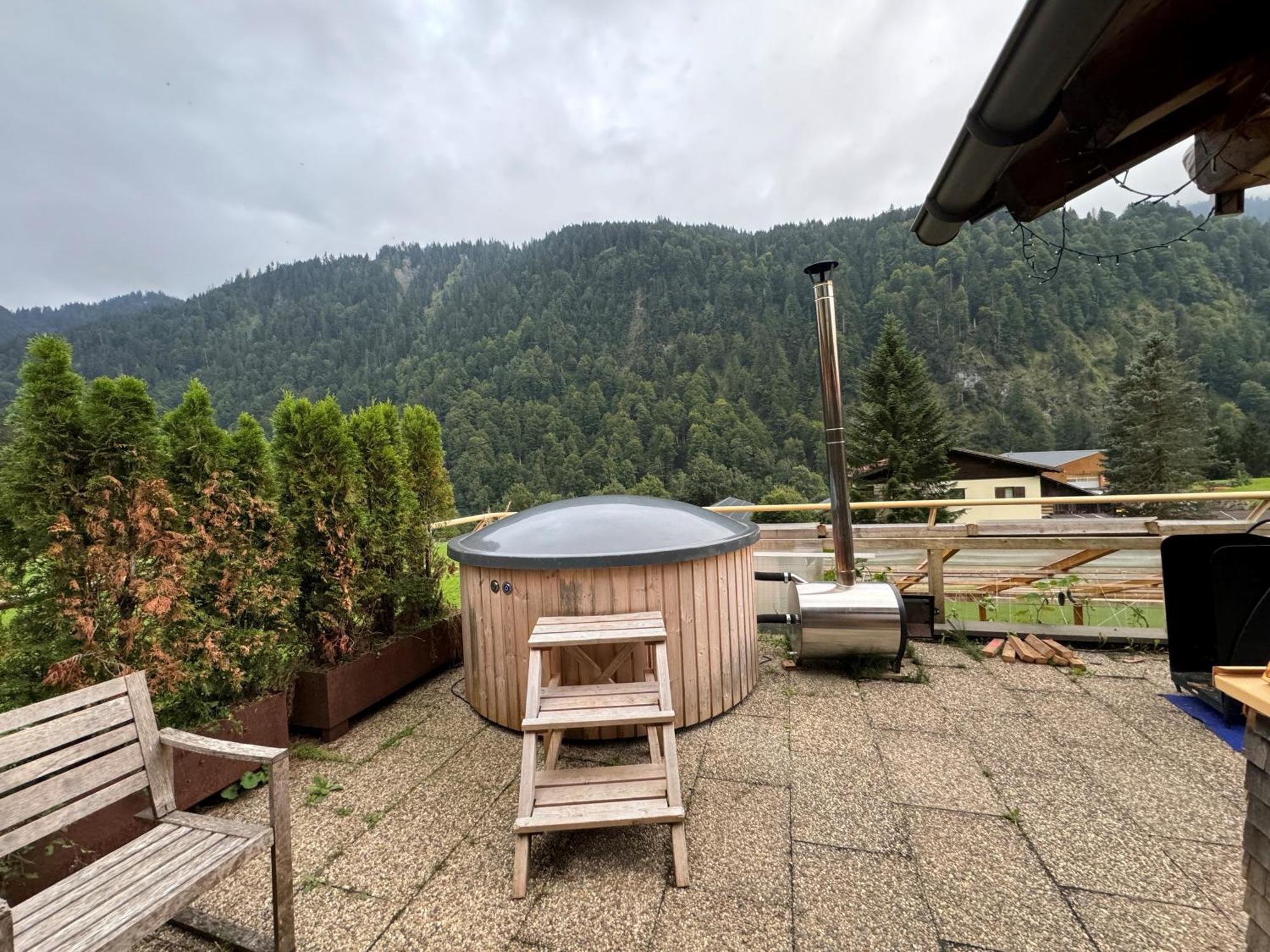 Freundliche 2-Zimmer-Erdgeschosswohnung Mit Garten In Seeberg Sonntag Kültér fotó