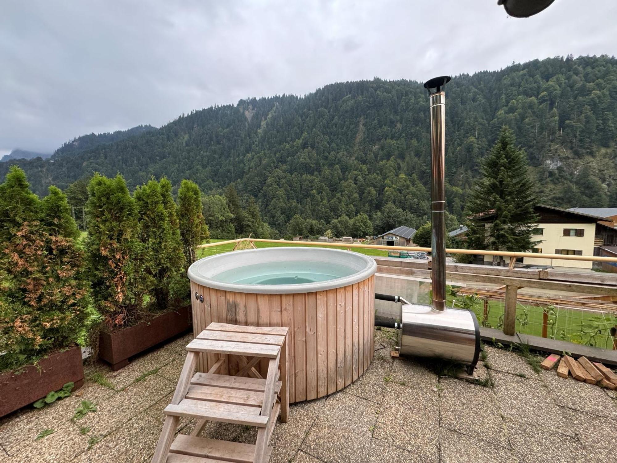 Freundliche 2-Zimmer-Erdgeschosswohnung Mit Garten In Seeberg Sonntag Kültér fotó